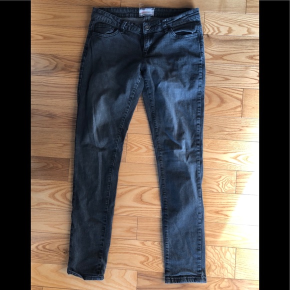 Ardene Skinny Jeans - Picture 2 of 6